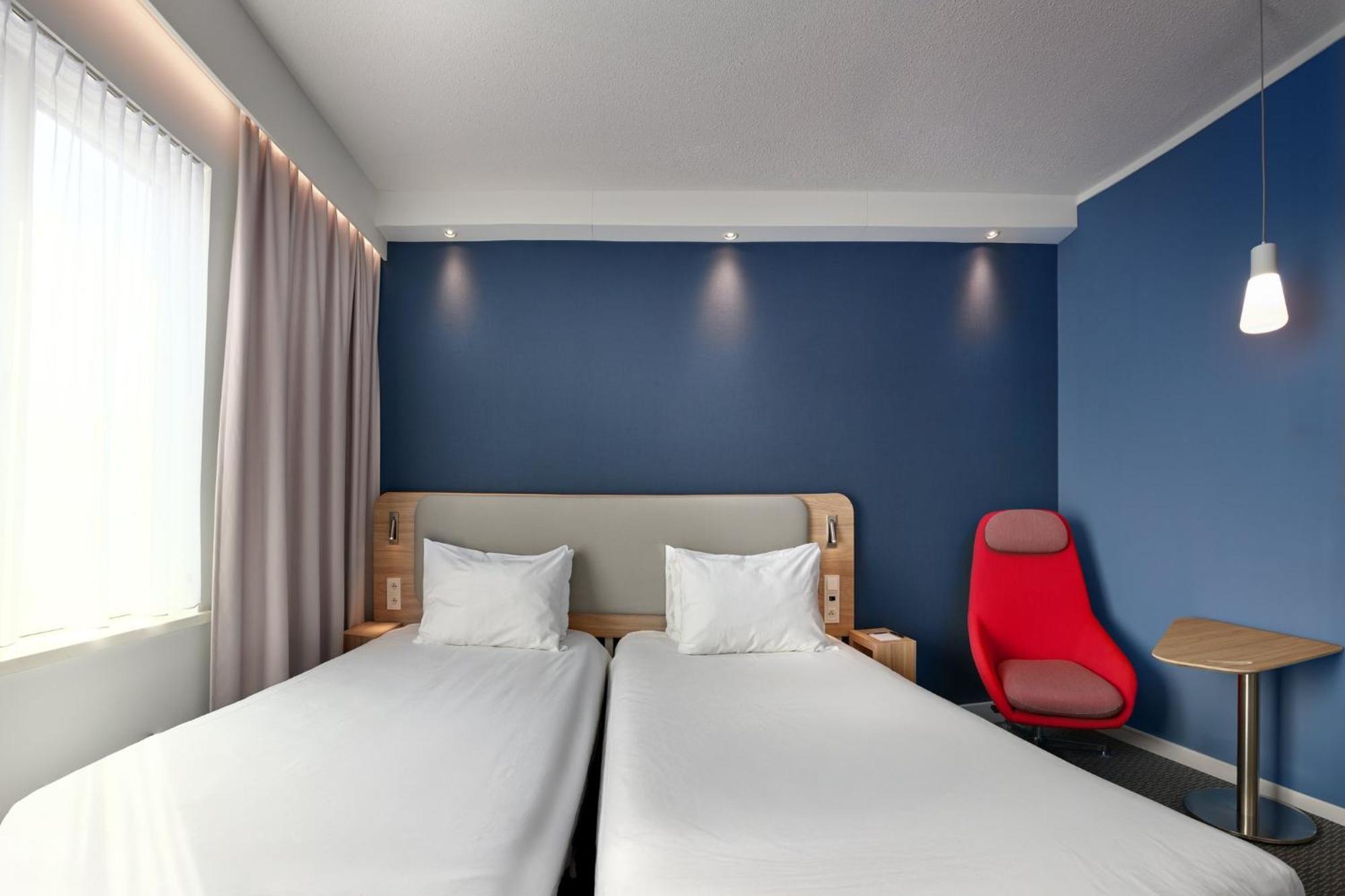 Express By Ihg 3*